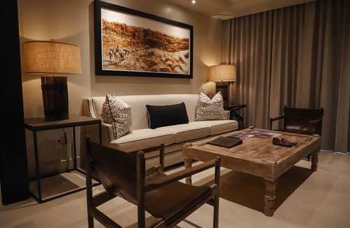 Los Cabos Resort | Gorgeous Master Suite at Rancho San Lucas