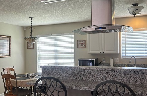 Maryville House | Gorgeous Mountain Views. Just bring your toothbrush and a few clothes!