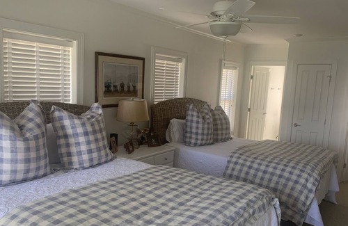 Mount Gilead House | Gorgeous newly remodeled lakehouse on beautiful, tranquil, and fun Lake Tillery.