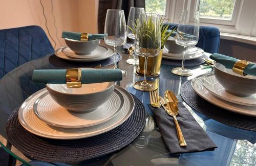 London Borough of Ealing Apartment | Gorgeous North London apartment