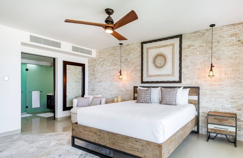 Puerto Juarez Condo | Gorgeous Ocean Front Apartment Casa Shell 2 Bedroom Condo by Redawning