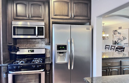 Hermosa Village House | Gorgeous Pool Home: 2 Ensuites; 1/2 Mi Walk2Disney