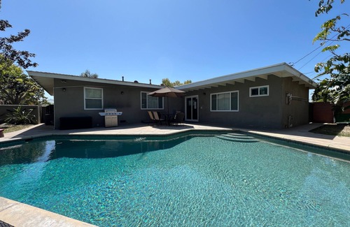 Hermosa Village House | Gorgeous Pool Home: 2 Ensuites; 1/2 Mi Walk2Disney