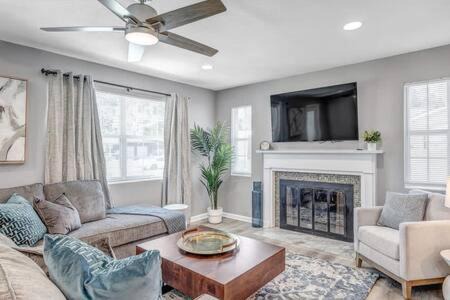 St. Nicholas House | Gorgeous Pool Home - 5 Min from San Marco