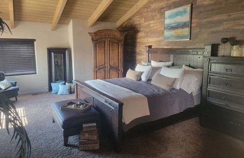 Rancho San Diego House | Gorgeous private gated estate in Rancho San Diego +4 car gym!