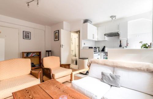 West Putney Apartment | Gorgeous Putney Flat