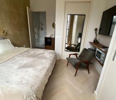 Stationsbuurt House | Gorgeous room near Haarlem Station, city center