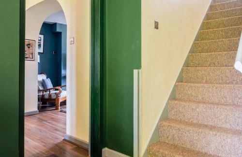 Norton St. Philip House | Gorgeous Rural 4 Bed Farm Cottage - With Hot Tub!