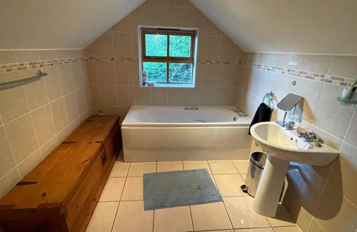 Trefriw House | Gorgeous Snowdonia home near Betws y Coed, lakes, mountains and forest walks.