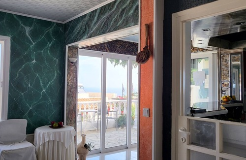 Piskopiano House | Gorgeous Studio for 2 People, Swimming Pool and Sea View