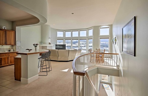 Fraser House | Gorgeous Townhome w/Fraser Valley Mountain Views!