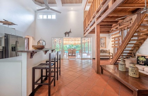 Canafistula Cottage | Gorgeous Tropical Villa, guest Home, Pool, Garden