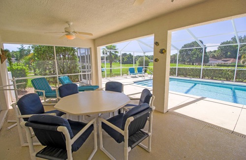 Inverness House | Gorgeous Vacation Ciska 3 Bedroom Home by Redawning