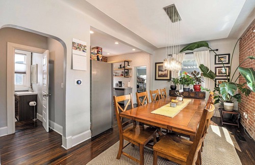 Cole House | Gorgeous Victorian home, ideal for family!