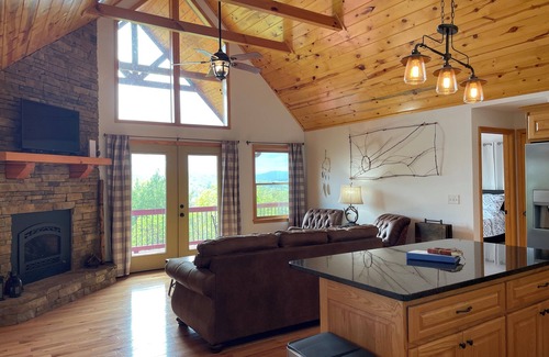 Unaka House | Gorgeous views from this 2 bed/2 bath home near Murphy, NC