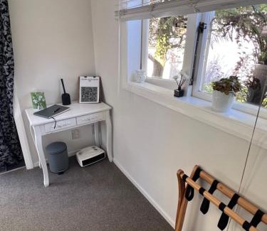 Bishopdale House | Gorgeous Villa, 7 minutes from Airport