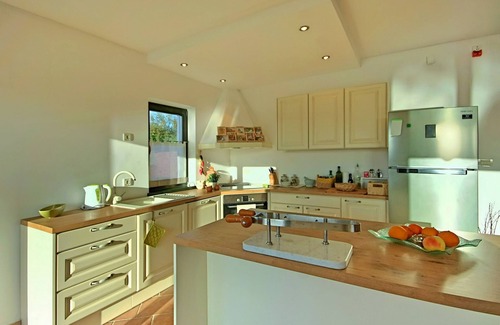 Pinezici Villa | Gorgeous villa in Pinezići with private pool