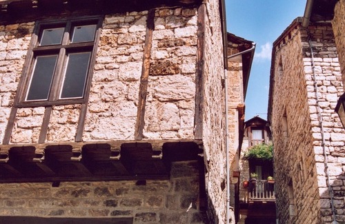 Sainte-Enimie Apartment | Gorges du Tarn - Nestled in the hollow of the Tarn
