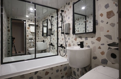 Wonju Hotel | Gorilla Hotel the Wonju