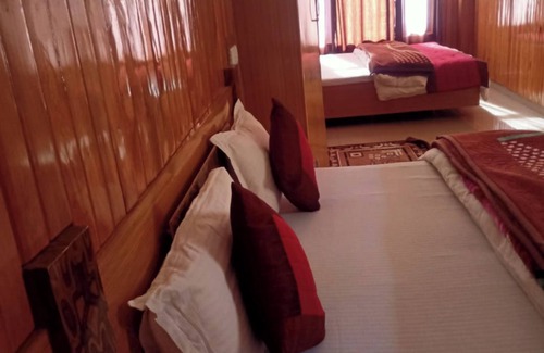 Munsyari Hotel | Goroomgo Bala Paradise Munsyari