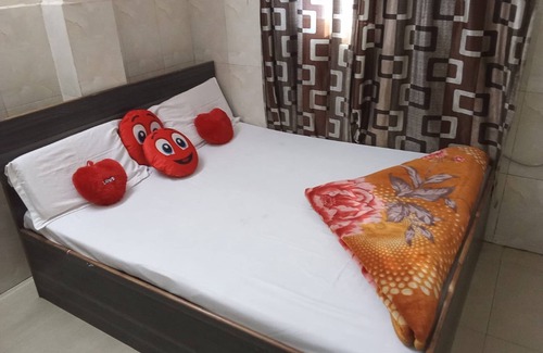 Charbagh Hotel | Goroomgo G.S palace Lucknow
