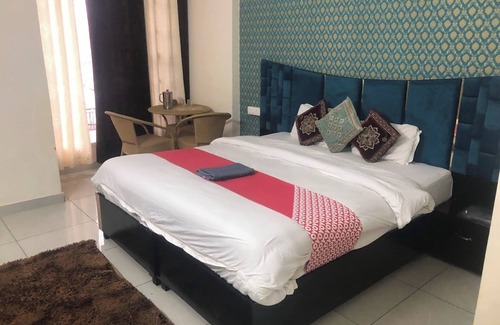 Solan Hotel | Goroomgo Himalayan Guest House Solan