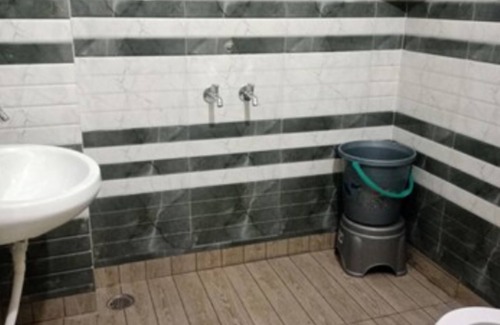 Solan Hotel | Goroomgo Himalayan Guest House Solan