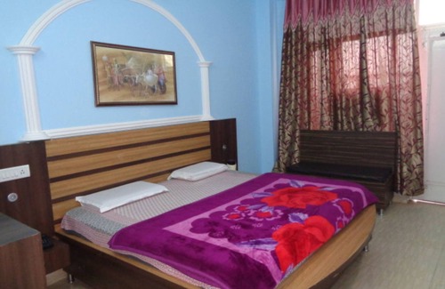 Katra Hotel | Goroomgo Hotel Ishan Katra