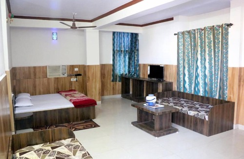 Pachmarhi Hotel | Goroomgo Jain Residency Madhya Pradesh
