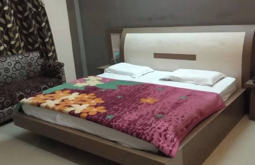 Katra Hotel | Goroomgo Shakuntala Katra