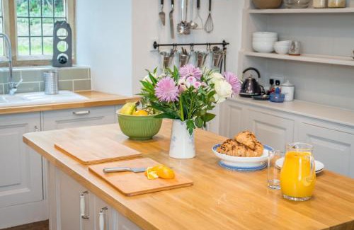Dyffryn Ardudwy House | Gors-Y-Gedol