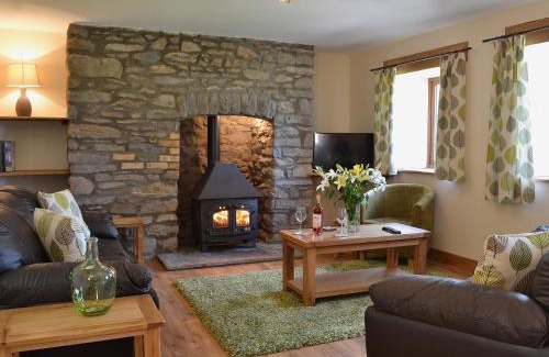 Llanwrthwl House | Gorsddu