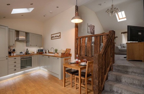 Eglwysbach Apartment | Gorse Barn Summary: E