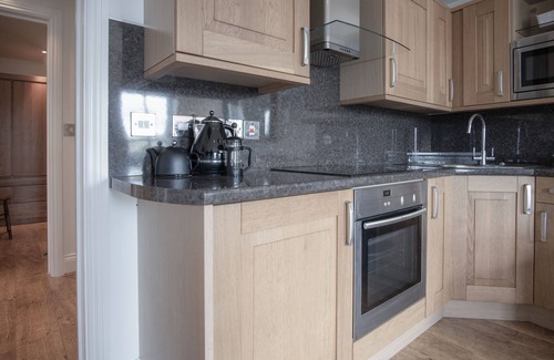 Tenby Apartment | Goscar Court - 1 Bedroom Apartment - Tenby