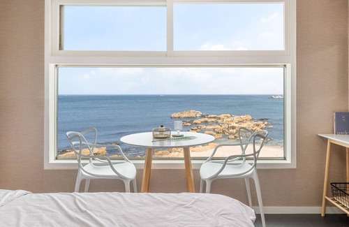 Sokcho House | Goseong Napoli House Pension