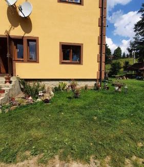 Vorokhta House | Gostyniy Dvir PetrovSki