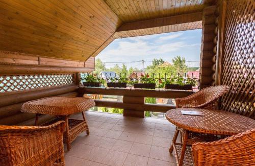 Transcarpathia House | Gostynnyi dim Zatyshok