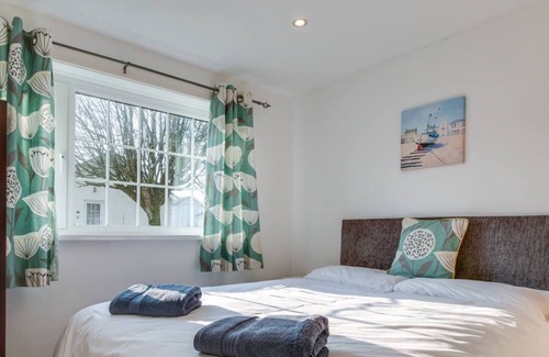 Scurlage Ski Chalet | Gowerhaven in the beautiful Swansea