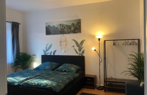 Wanheimerort Apartment | Grüne Oase mit Balkon I EG