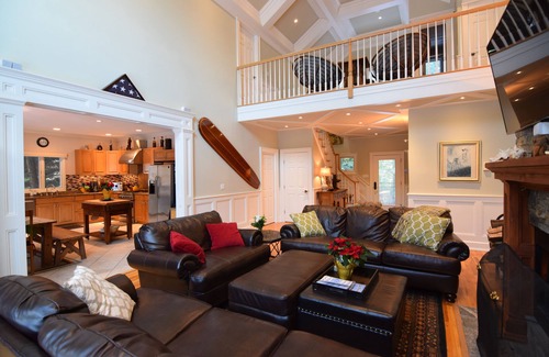 Sagaponack House | Grab a Fun Fall Weekend by Wolffer Vineyard! Columbus Day Holiday Now Available