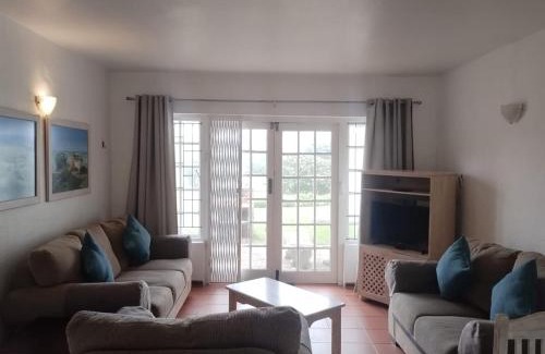 Port Alfred Apartment | Grace's Getaway