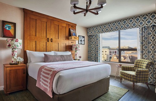 Bloomington Hotel | Graduate by Hilton Bloomington