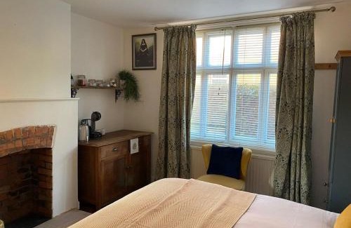 Glastonbury House | Grail Cottage