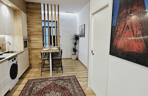 Badalona Apartment | Gran Apartamento Ideal Grupos muy Cerca Ciudad de Barcelona