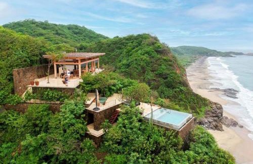 Santa Maria Tonameca Villa | Gran Chicatana Spectacular Beach Front Villas