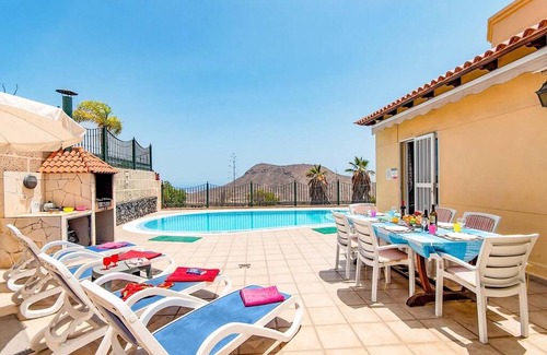 Chayofa Villa | Gran Villa, Stunning villa in Chayofa w/