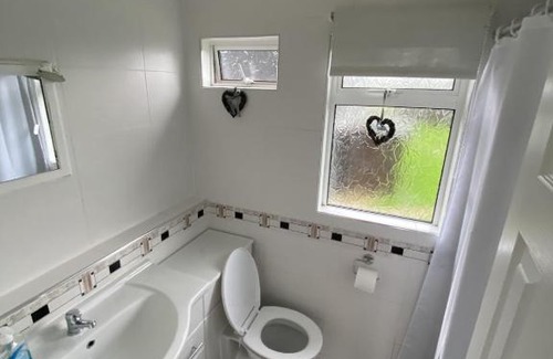 Selsey Apartment | Granada, 2 bedroom chalet with onsite pool and bar