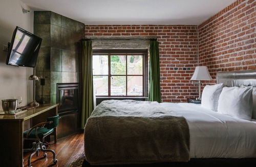 Downtown Hotel | Granada Hotel & Bistro
