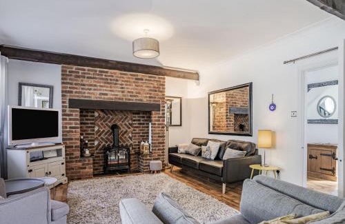 Pembroke House | Granary Cottage