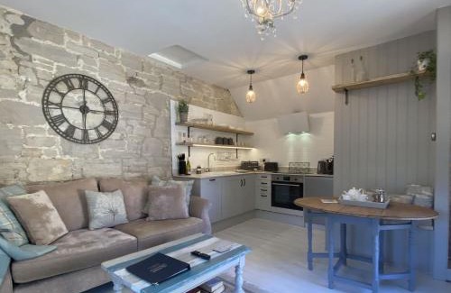 Holworth House | Granary Cottage